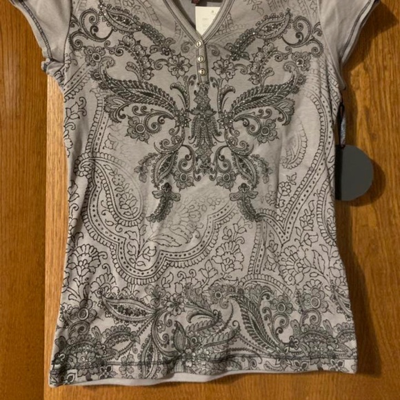 French Blue Brand Top - Picture 2 of 4